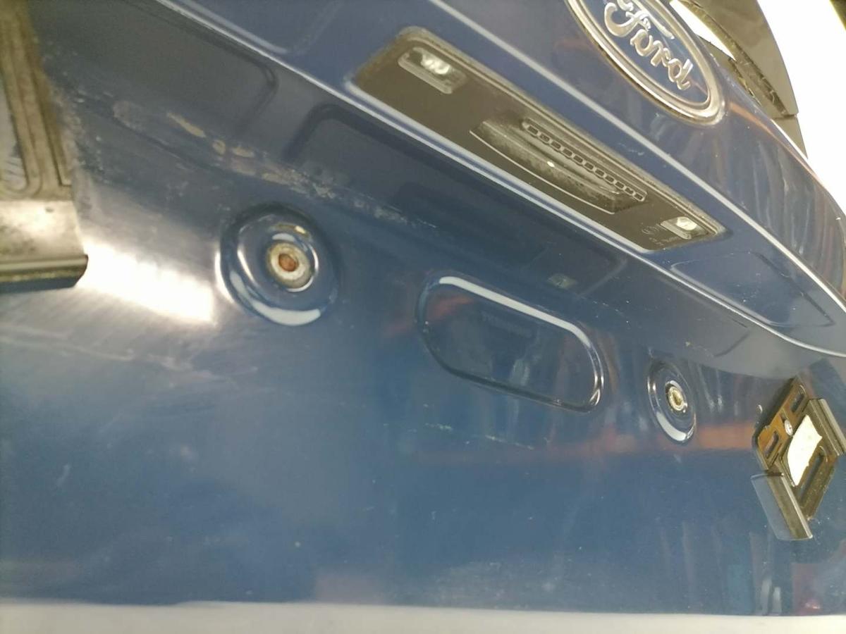 Ford Focus 3 original Heckklappe mit Heckscheibe Flie&szlig;heck Blazer Blau Facelift Bj.2018